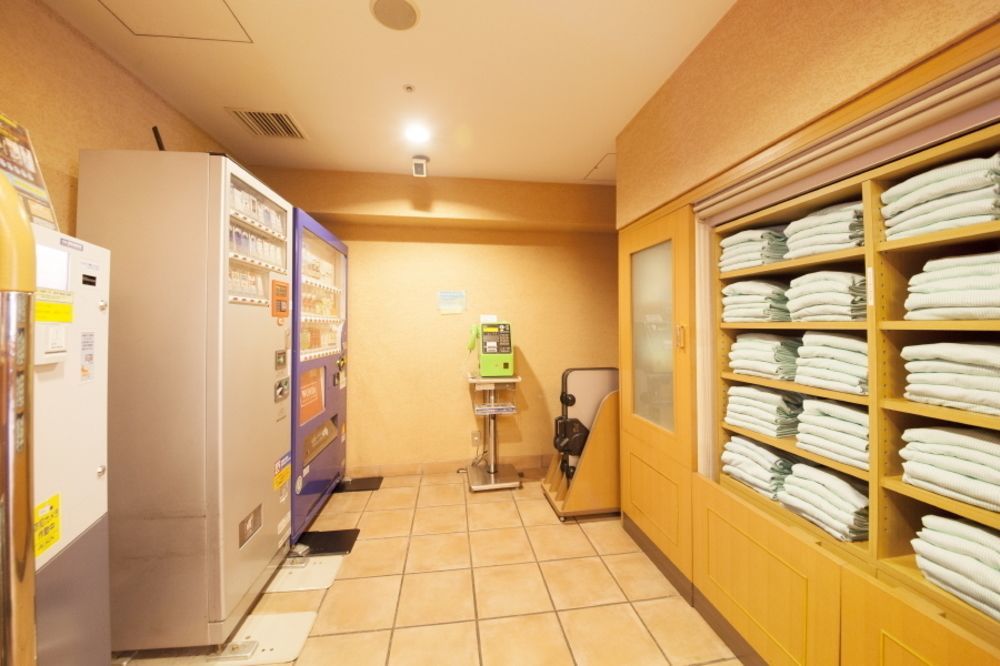 Washington R&B Hotel Shin Yokohama Ekimae Екстериор снимка