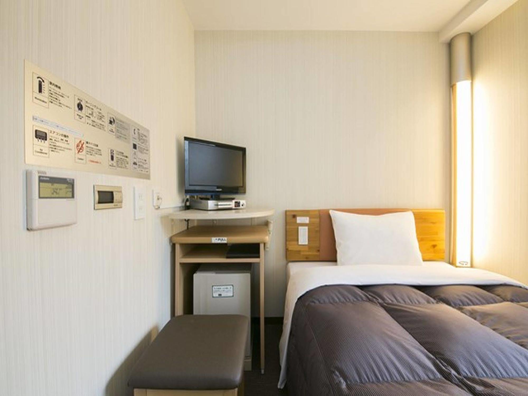 Washington R&B Hotel Shin Yokohama Ekimae Екстериор снимка